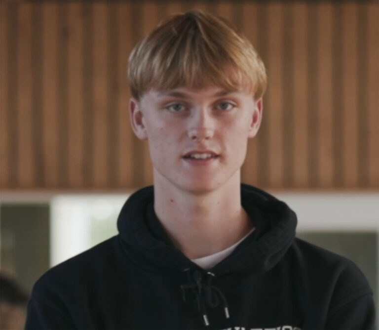 Aksel fortæller om efterskolelivet på Fjordvang