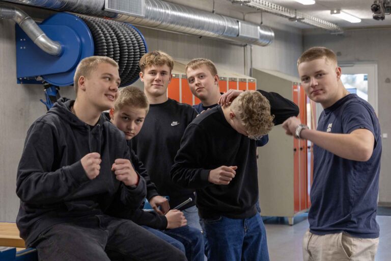 Efterskole Vestjylland fejrer fremtiden: Det nye teknologihus åbner dørene for innovation