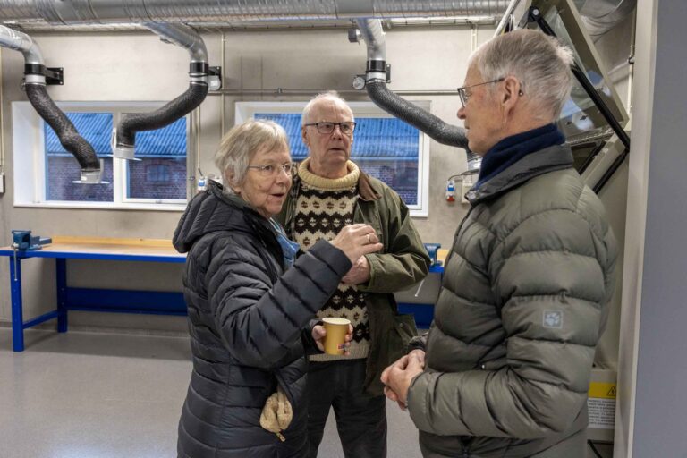 Fjordvang Efterskoles teknologihus og metalværksted åbner dørene for en verden af teknologiske udfordringer og sjove projekter